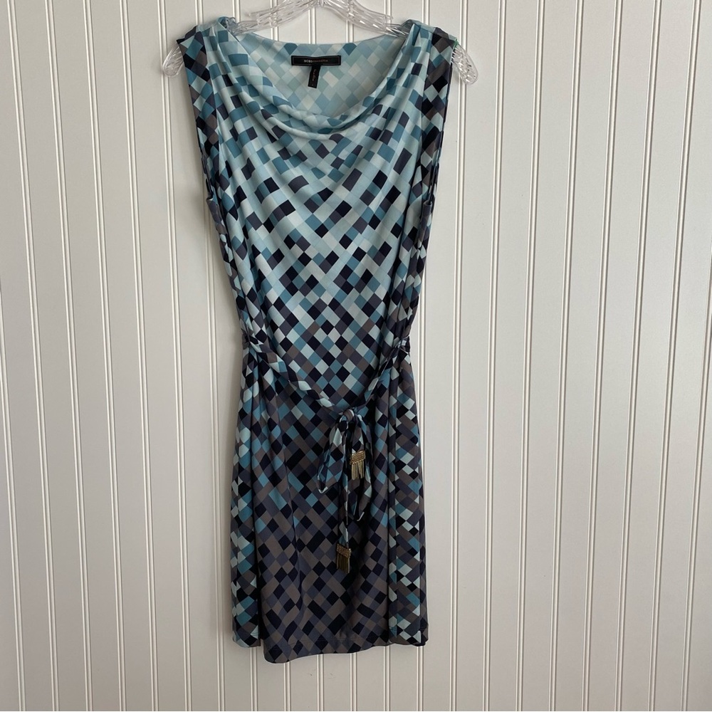 BCBGMaxAzria sleeveless, geometric patterned dress SIZE SMALL